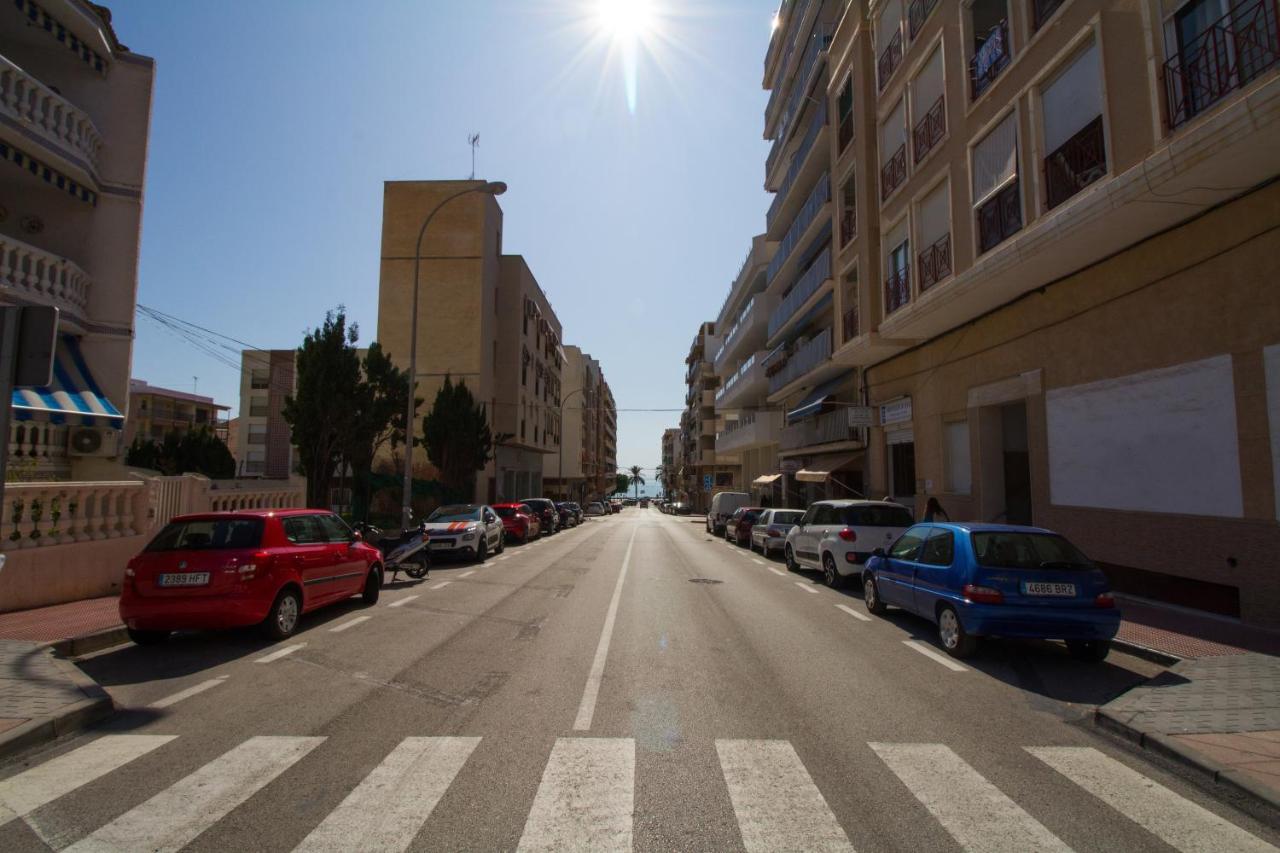 Alacant Home: Santa Pola. Piso Moderno A 200 Metros De La Playa Dış mekan fotoğraf